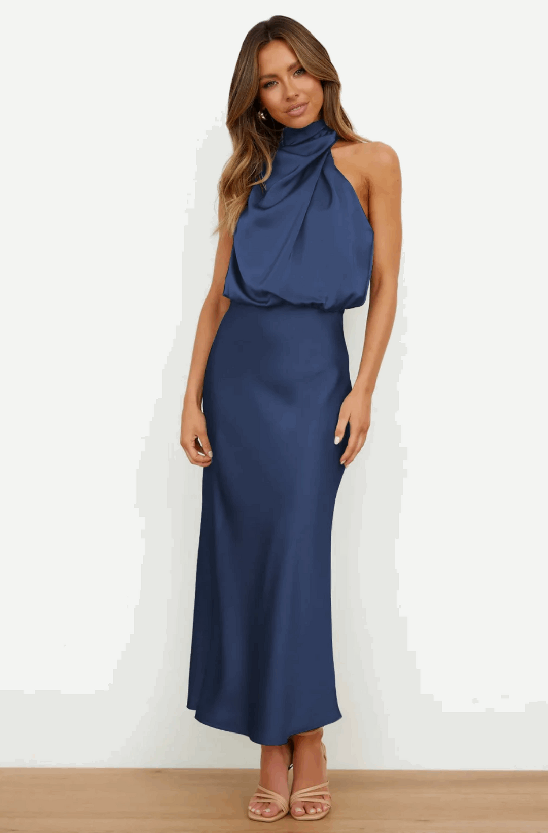 THE LARISSA DRESS - DONKER BLAUW