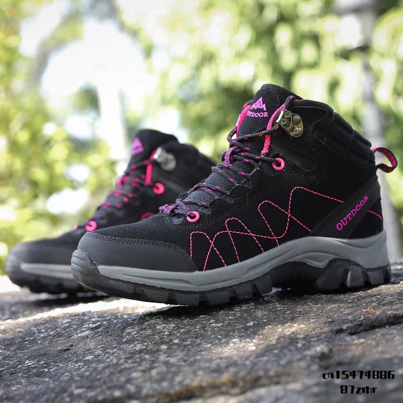 THE CLIMBER BOOTS